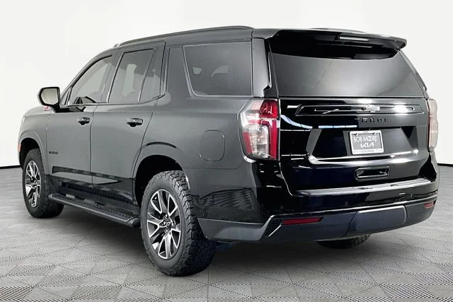 Used 2023 Black Chevrolet Z71 image 4