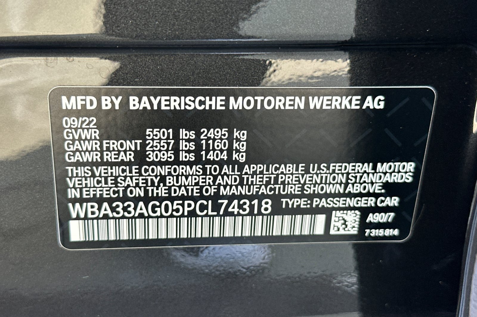 Used 2023 Dark Graphite Metallic BMW 530e xDrive image 27