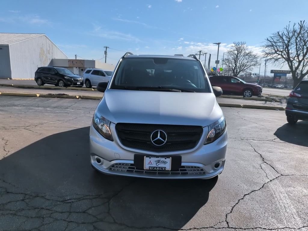 Used 2017  Mercedes-Benz Passenger image 14
