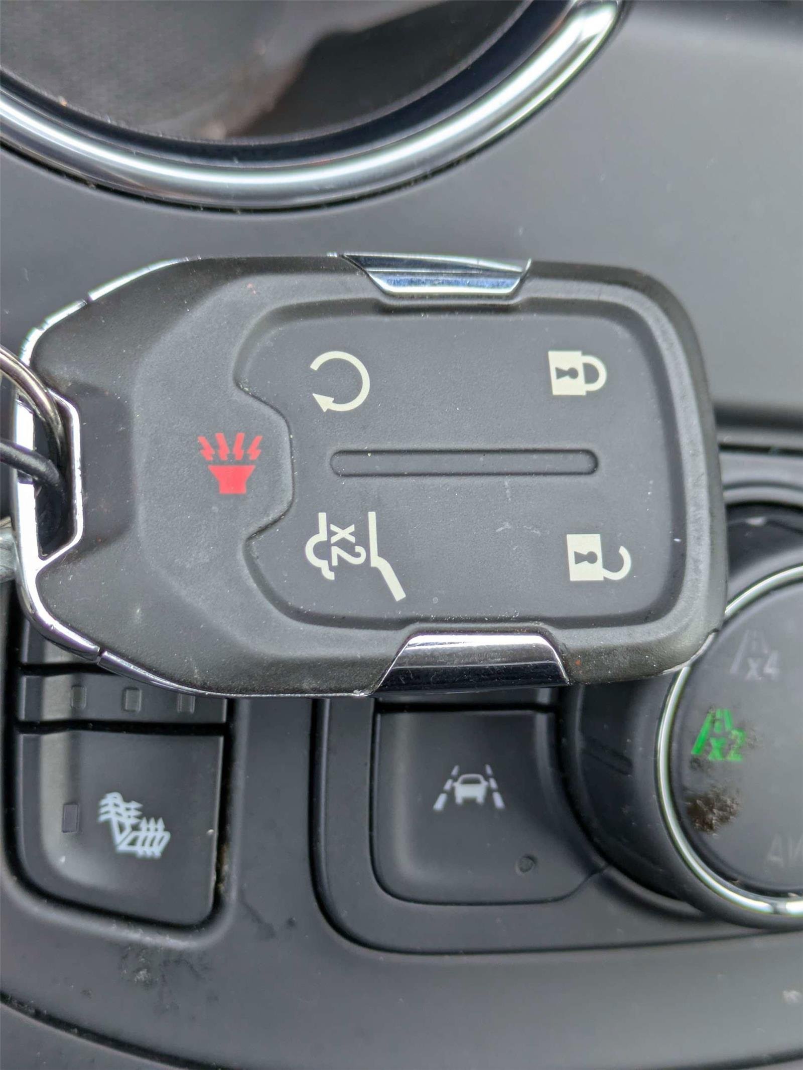 Used 2024 Sterling Metallic GMC SLE image 32