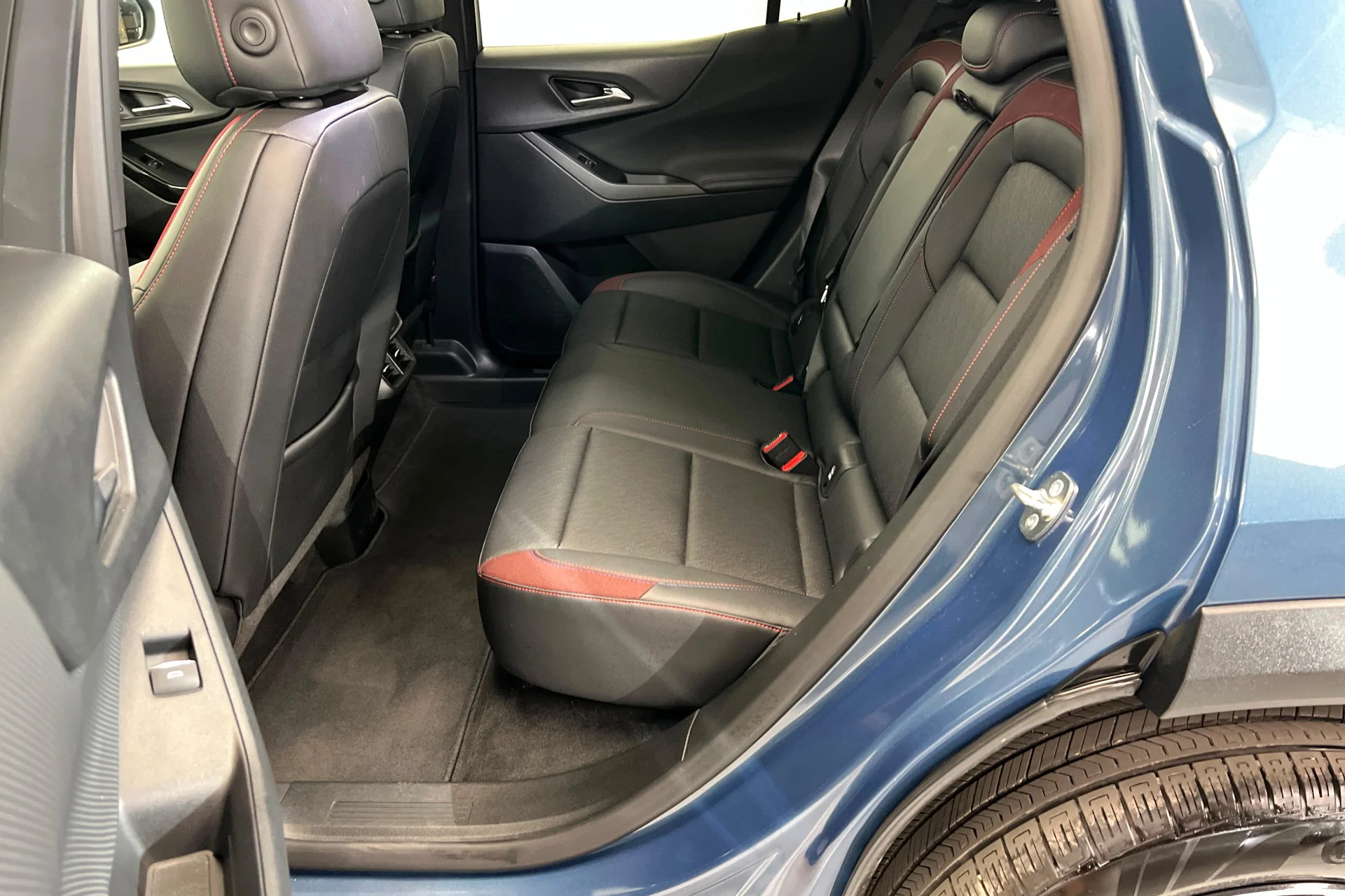 Used 2026 Lakeshore Blue Metallic Chevrolet RS image 21