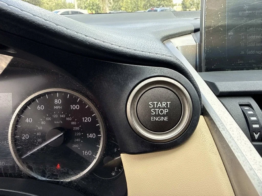 Used 2015 Red Lexus 200t image 37