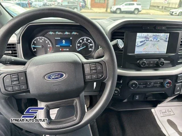Used 2022 White Ford XLT image 17