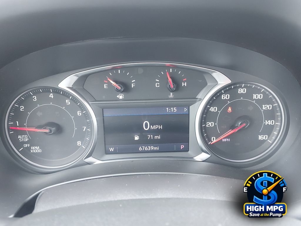 Used 2024 White GMC SLT image 27