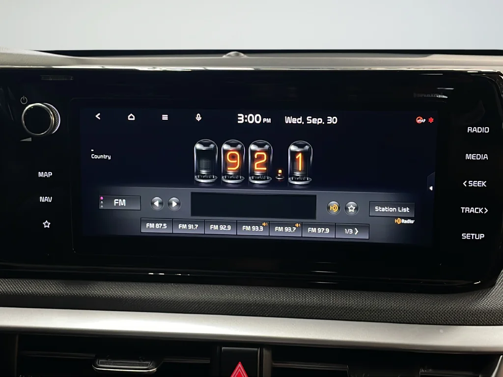 Used 2022 Black Kia GT-Line image 15