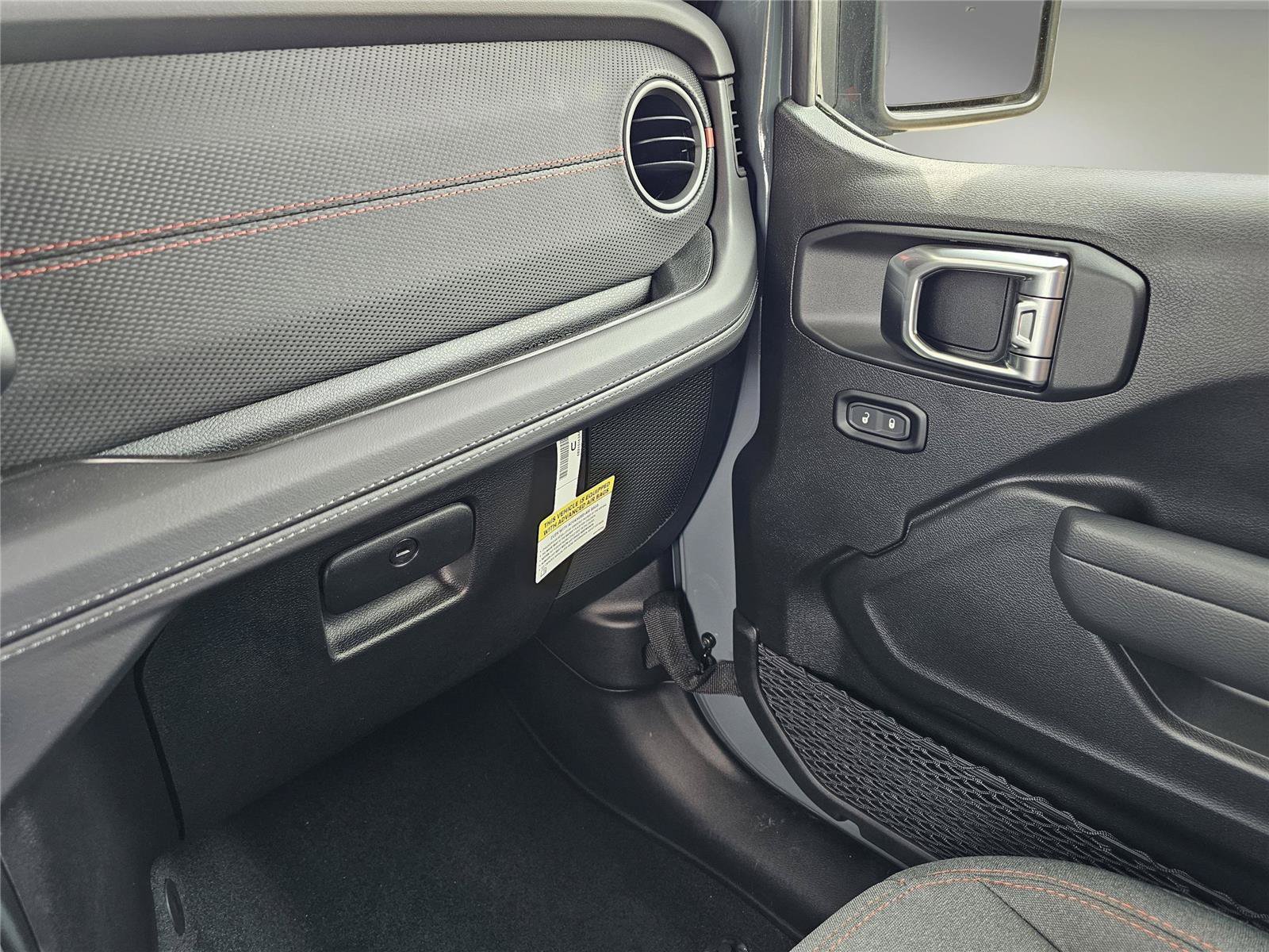 2025 Jeep Wrangler 4-Door Rubicon - Photo 27