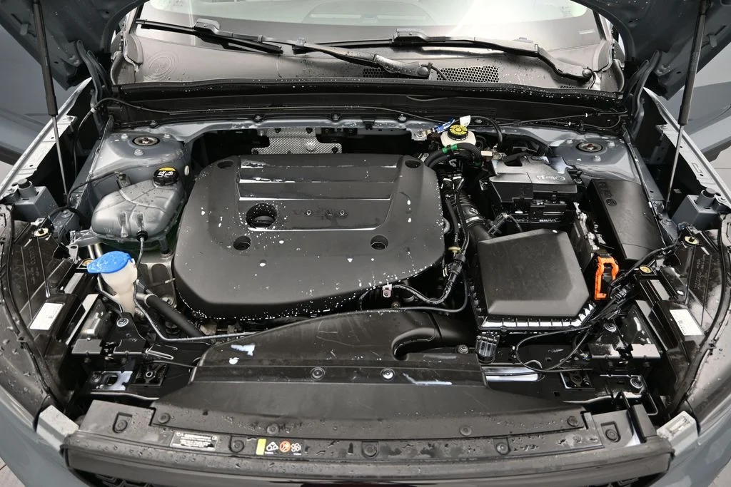 Certified Used 2023 Blue Volvo Ultimate image 11