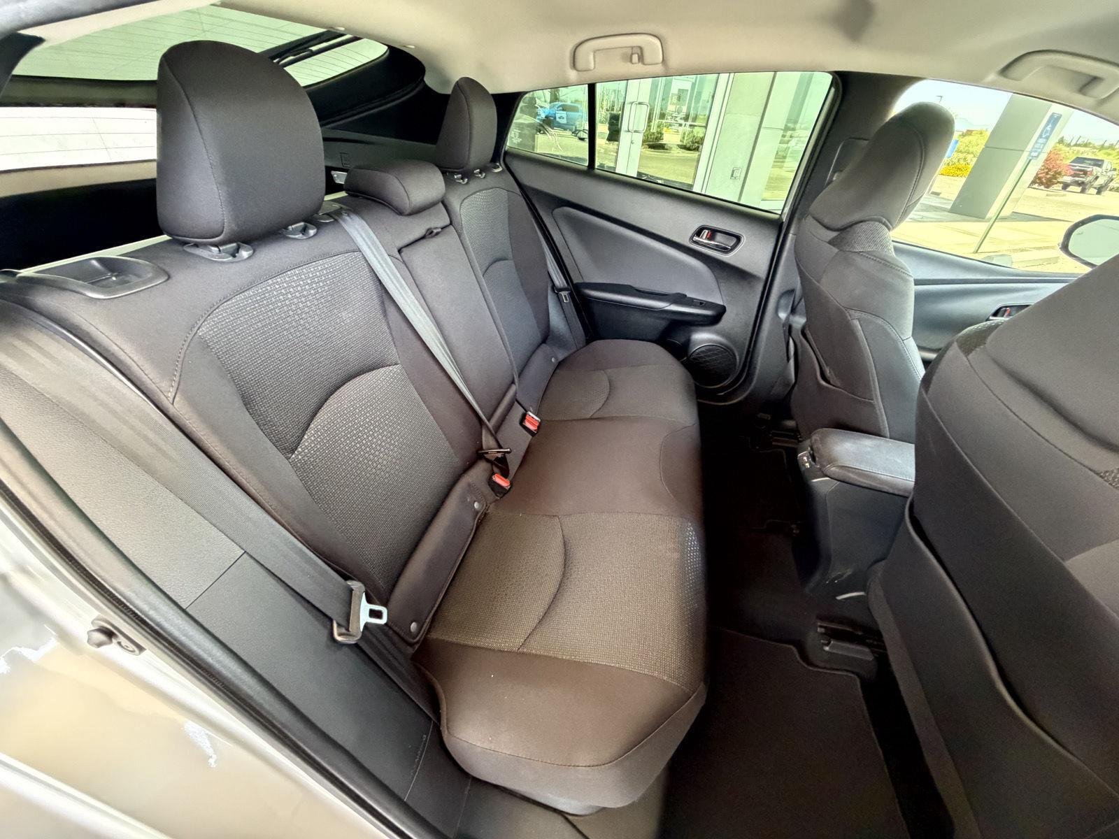 Used 2022 Classic Silver Metallic Toyota LE image 19