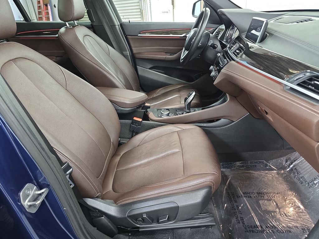 Used 2021 Blue BMW sDrive28i image 27
