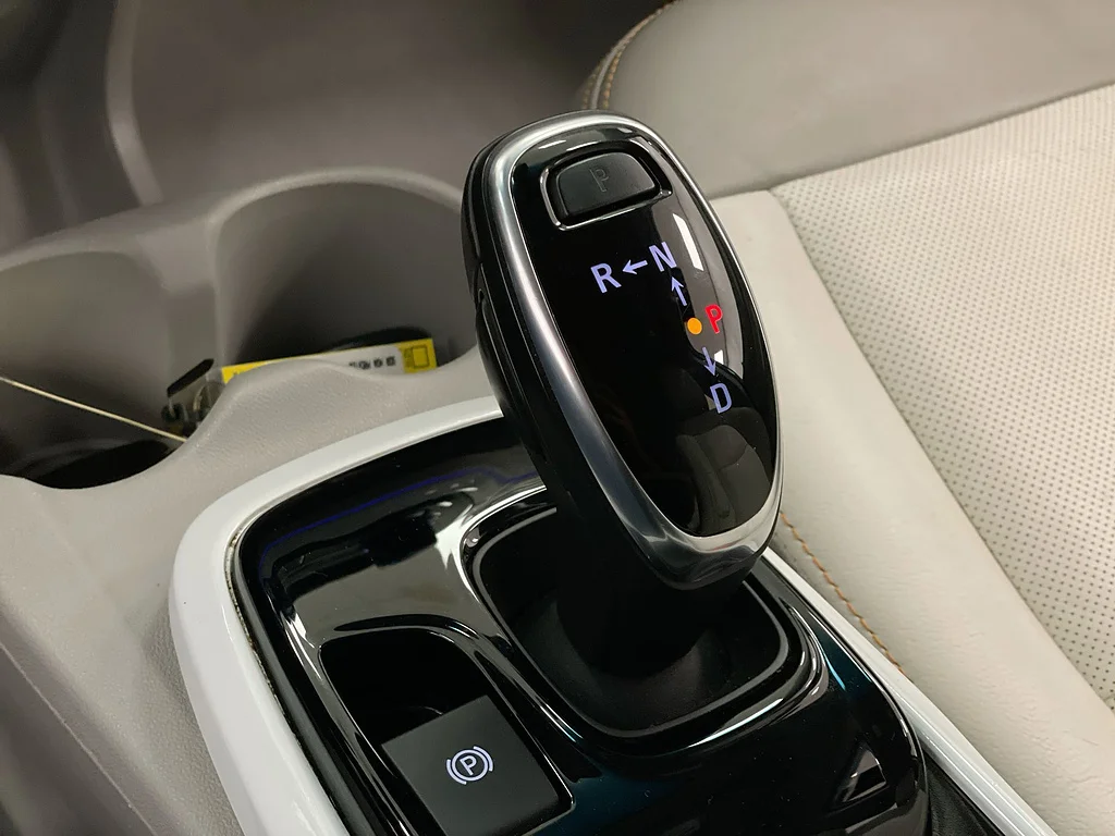 Used 2020 Kinetic Blue Metallic Chevrolet Premier image 15