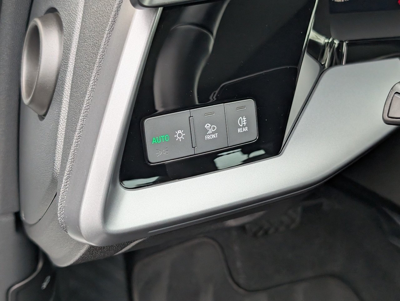 Used 2026 Glacier White Audi 40 Premium Plus image 18