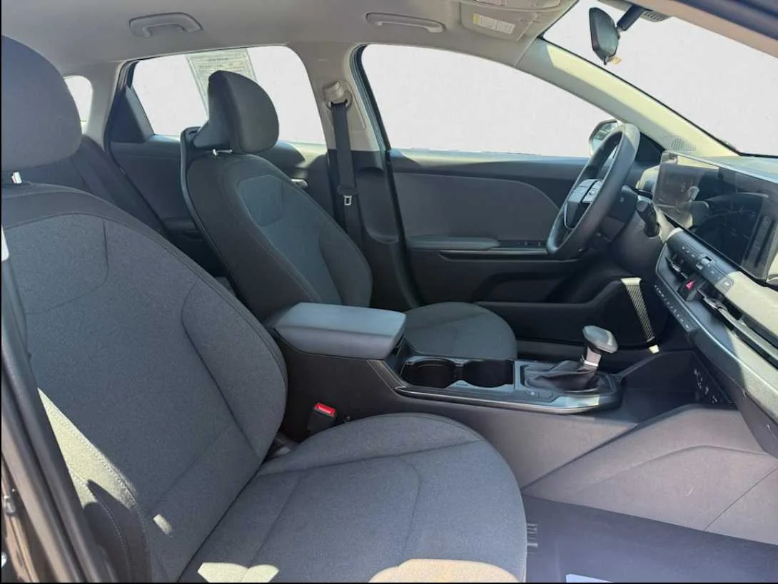 Used 2025 Interstellar Gray Kia LXS image 20
