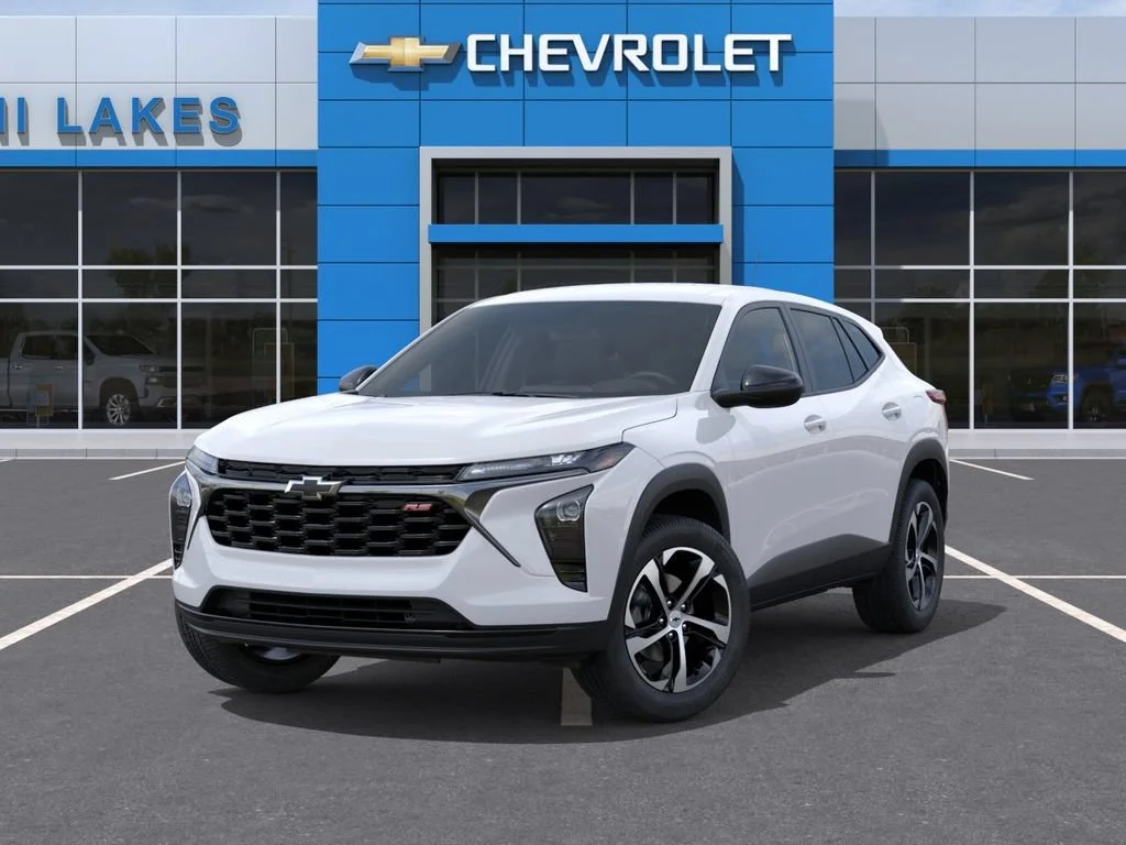 New 2026 Summit White Chevrolet 1RS image 6