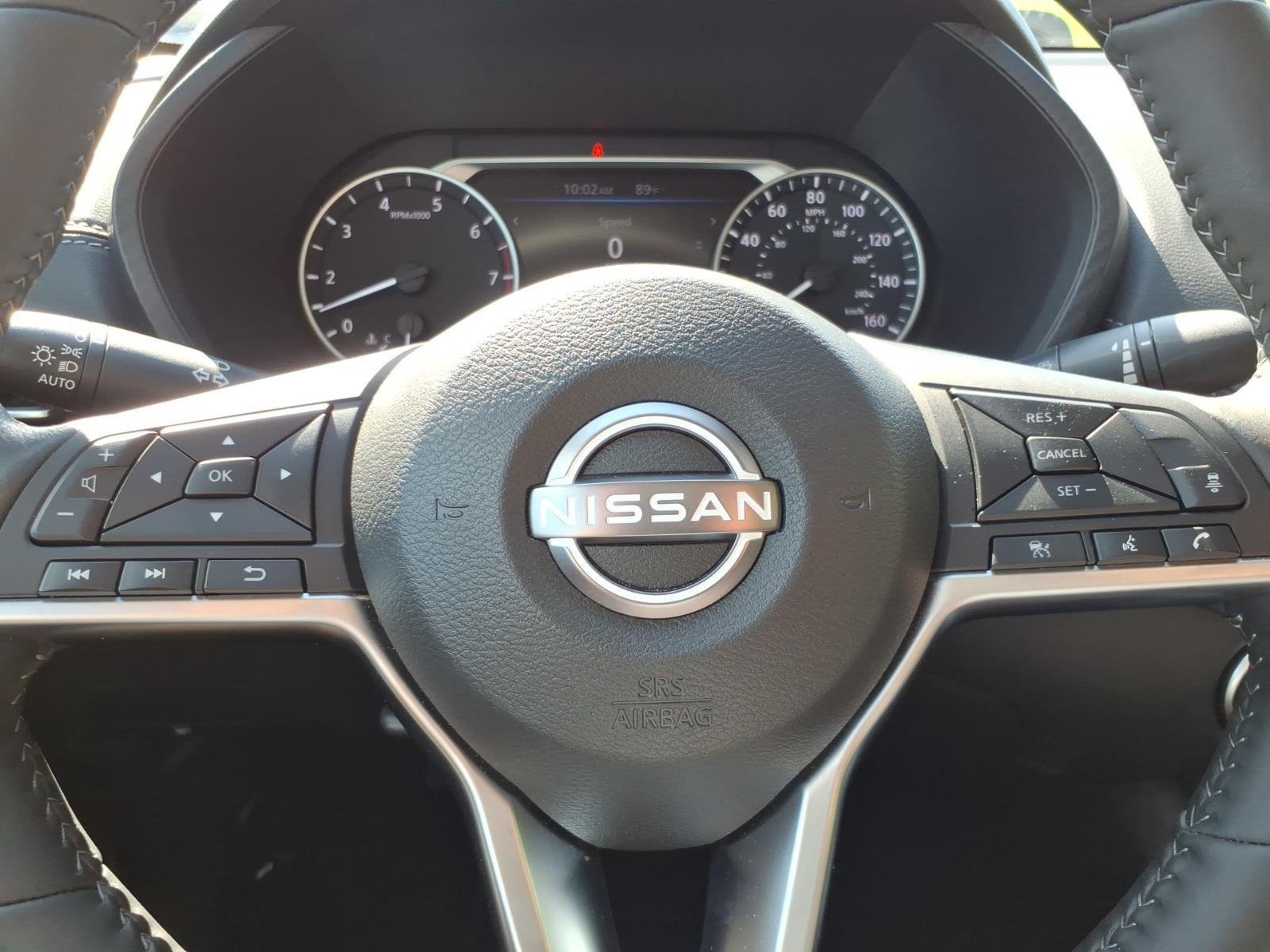 Used 2025 Aspen White Tricoat Nissan SV image 13