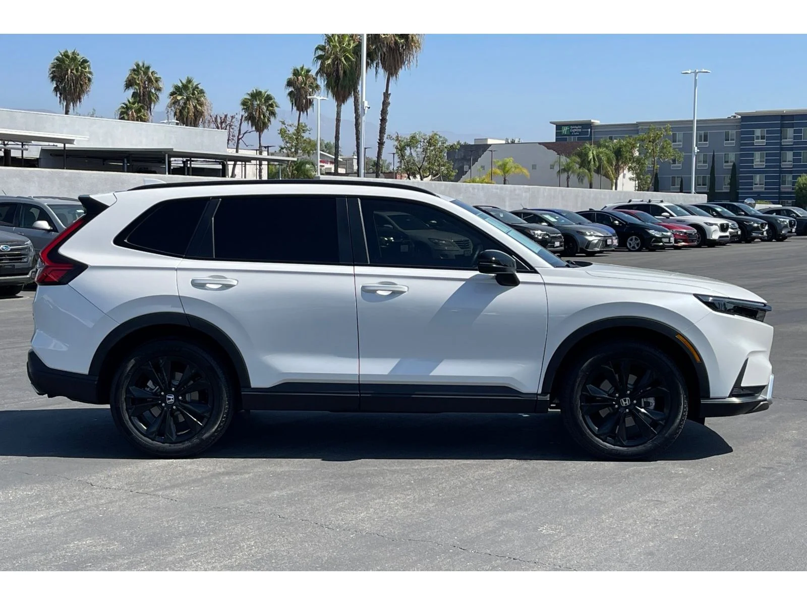 Used 2026 Platinum White Pearl Honda Sport Touring image 6
