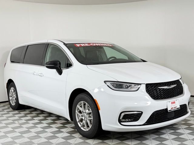 2024 Chrysler Pacifica