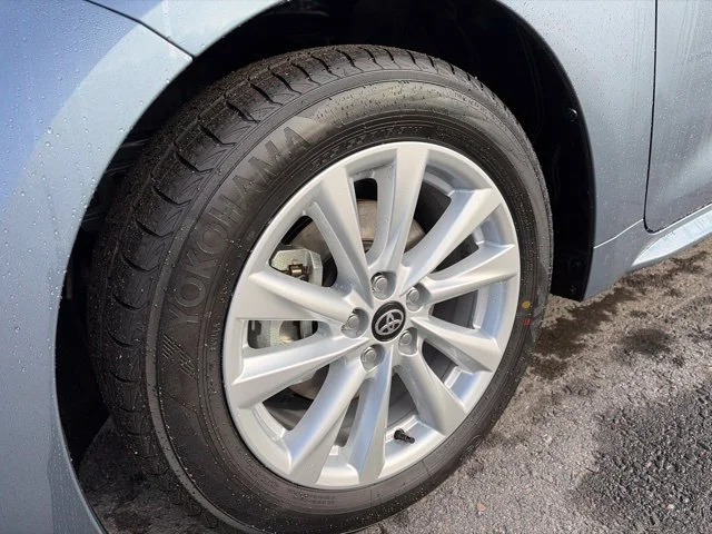 New 2027 Celestite Toyota Hybrid LE image 4