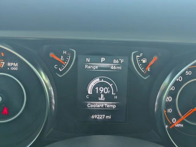 Used 2020 Silver Jeep Sport image 25