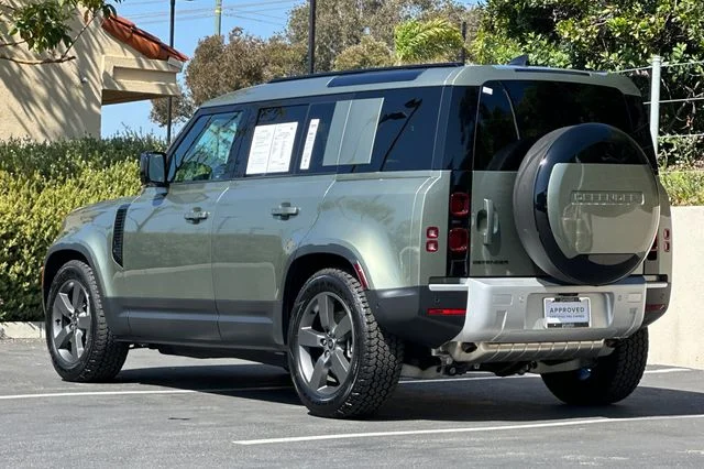 Certified Used 2025 Green Land Rover S image 3