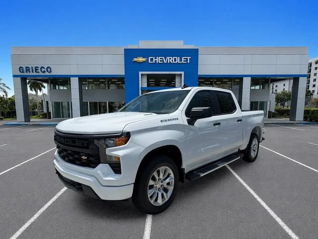 New 2026 Summit White Chevrolet Custom image 3