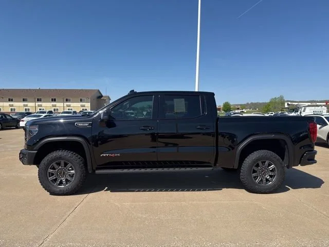 2026 GMC Sierra 1500 AT4X - Photo 9