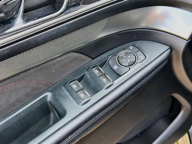 Used 2018 Gray Ford XLT image 16