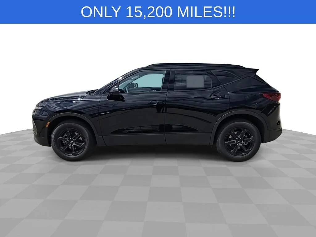 Used 2024 Black Chevrolet 2LT image 5