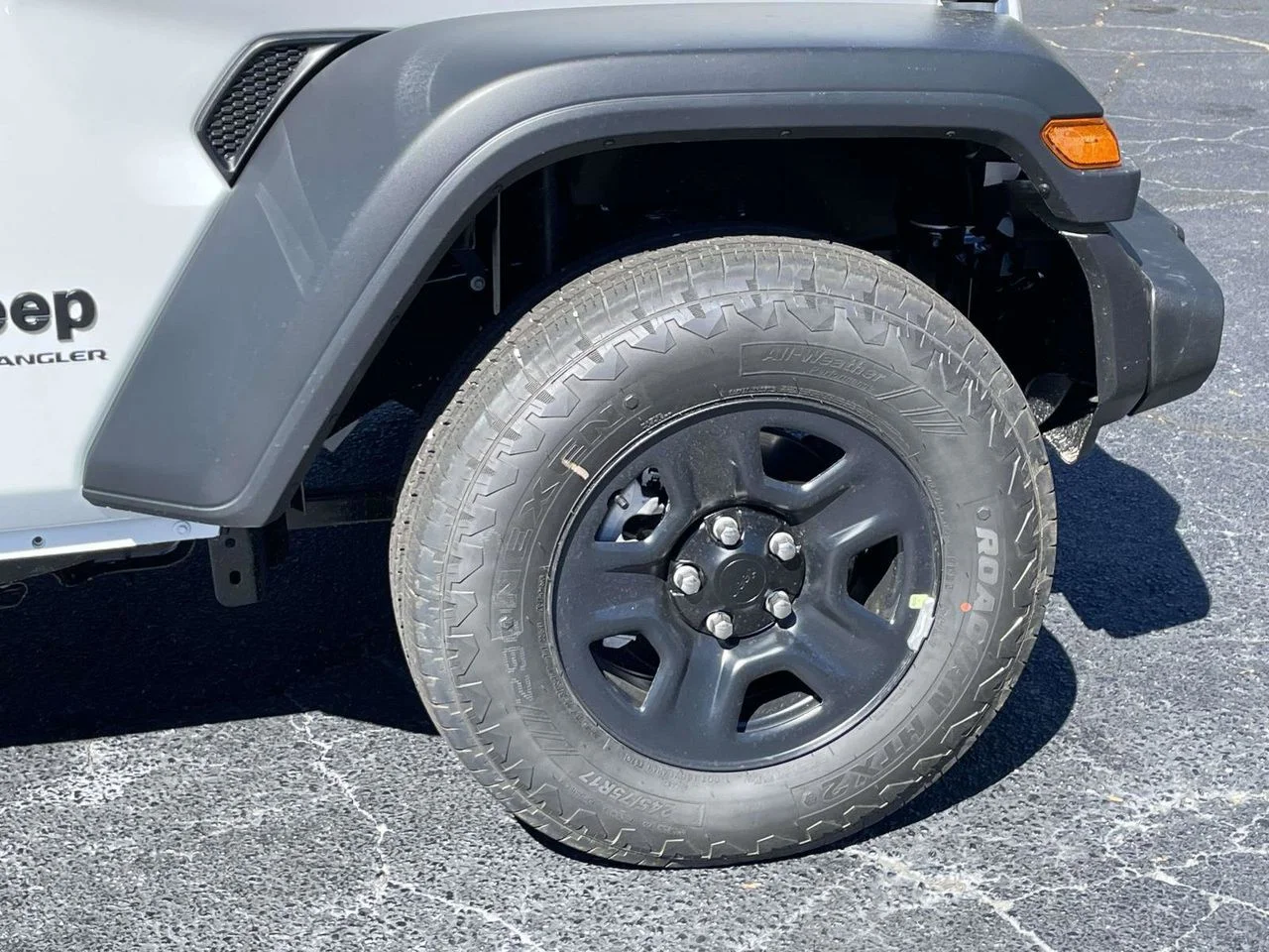 New 2026 Bright White Clear-Coat Exterior Paint Jeep Sport image 32