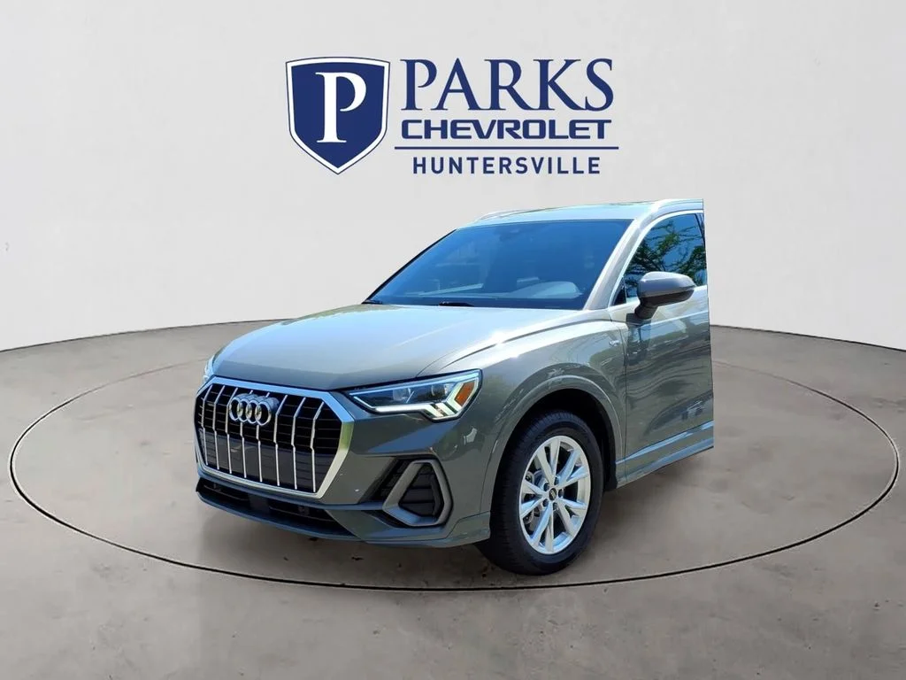 Used 2025  Audi Premium image 25
