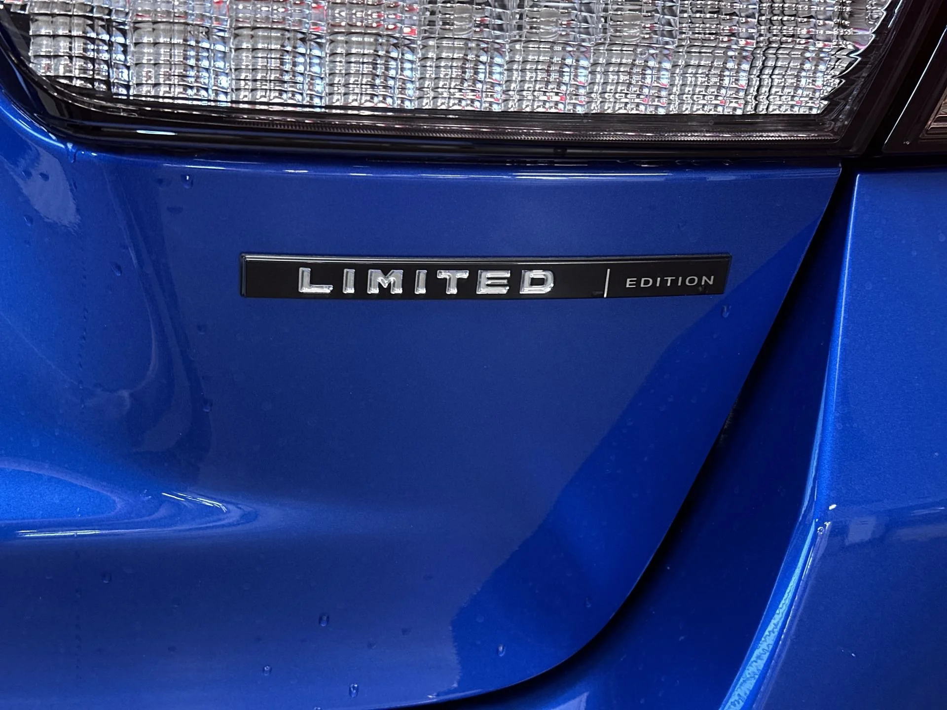 New 2026 Octane Blue Metallic Mitsubishi LE image 23