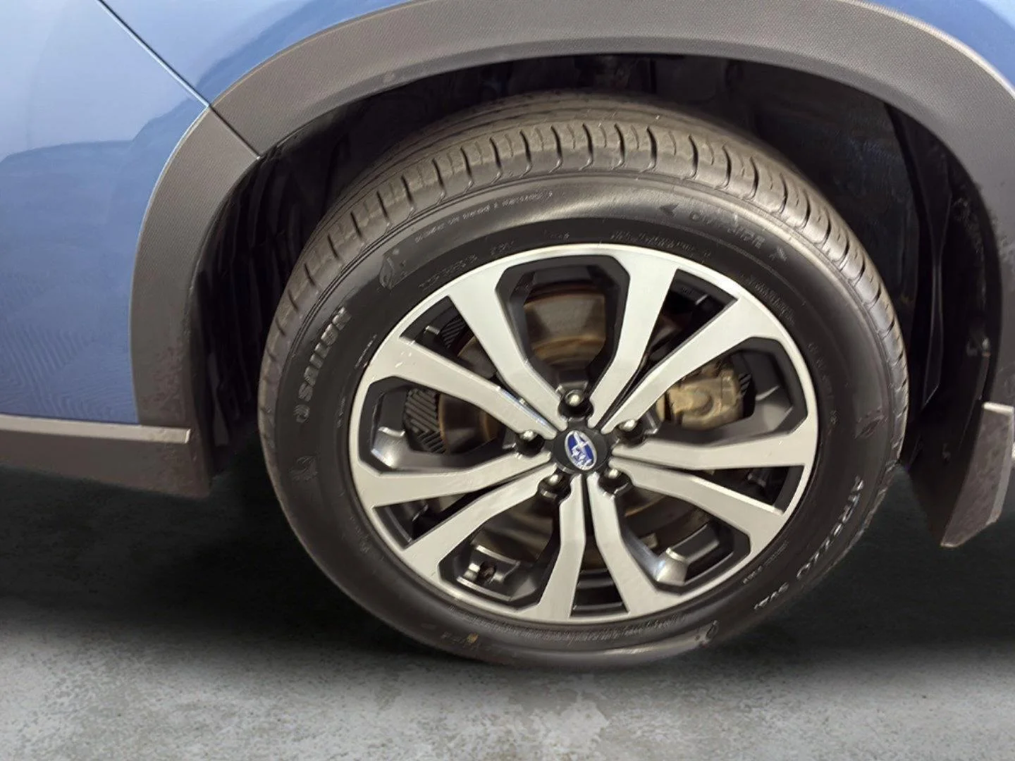 Used 2019 Horizon Blue Pearl Subaru Limited image 15