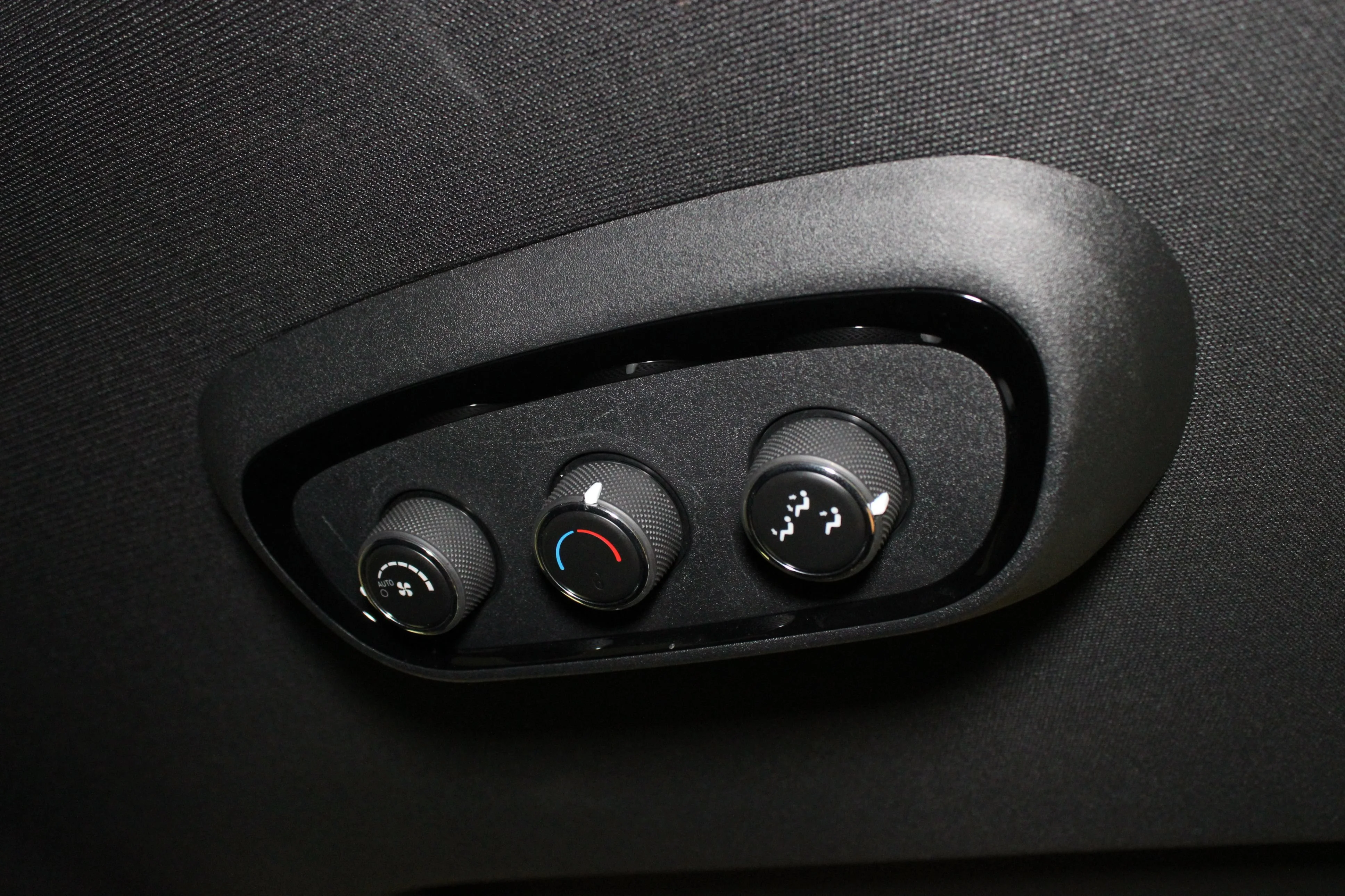 Used 2025 Vapor Gray Dodge R/T Plus image 18