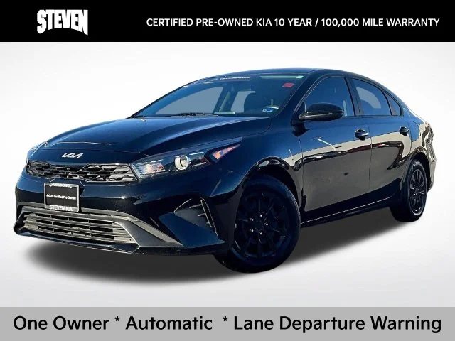 Used 2024 Black Kia LX image 3