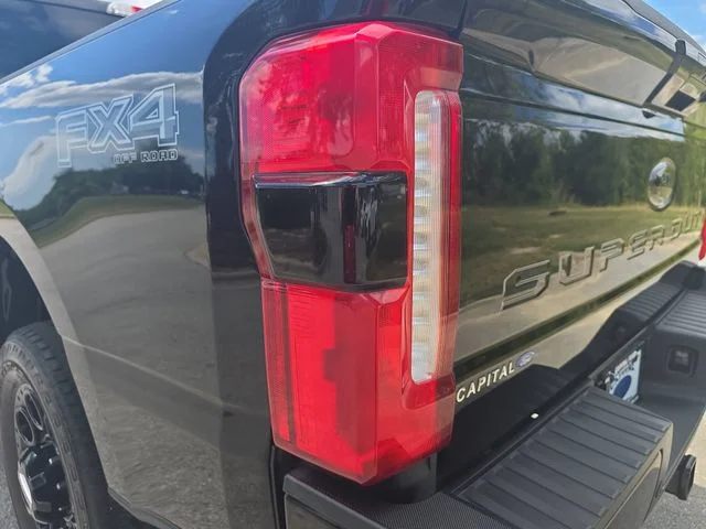 Used 2024 Black Ford XLT image 34