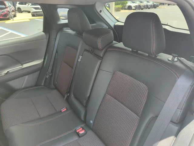 Used 2025 White Nissan SR image 29
