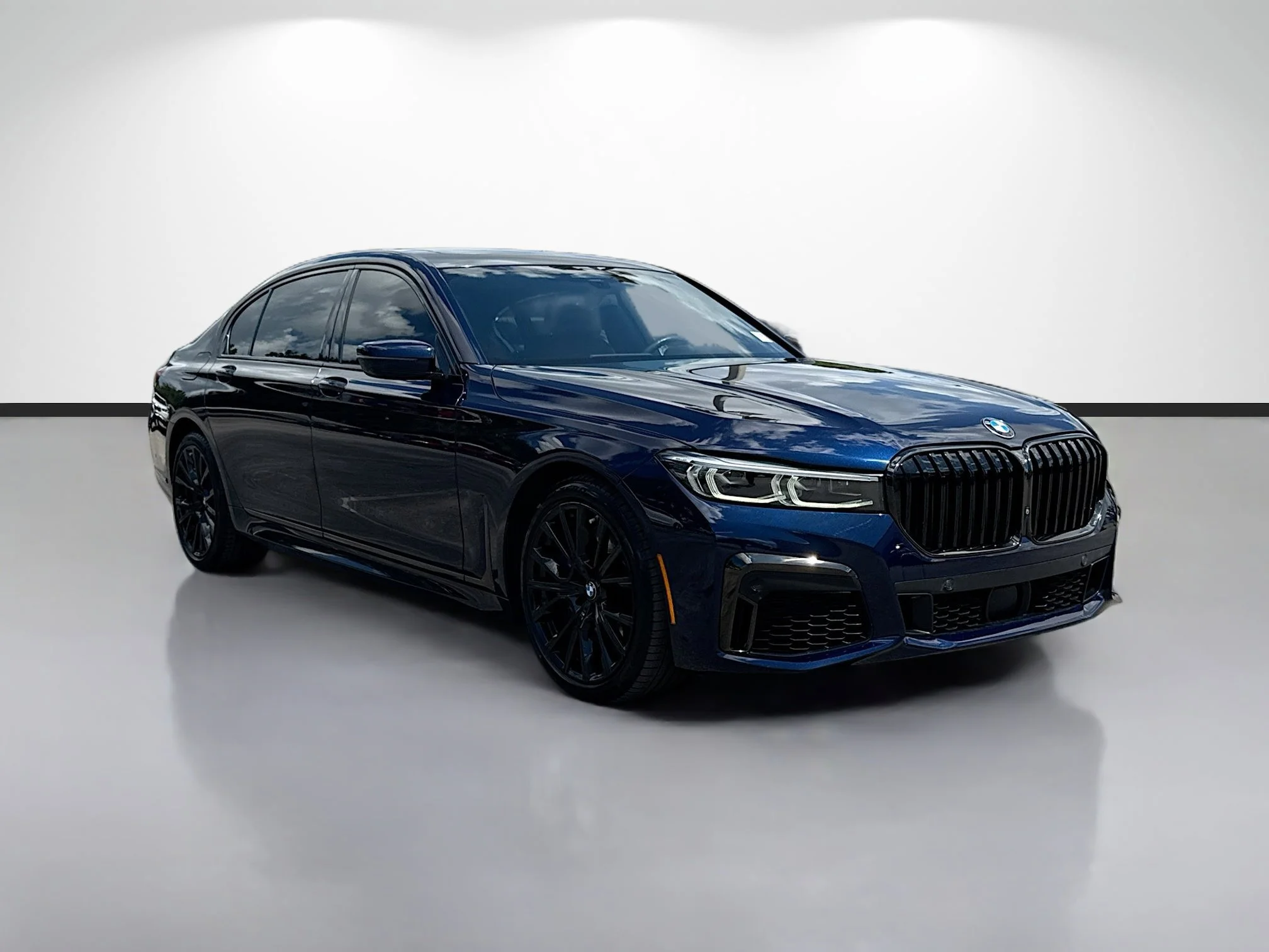 2022 BMW 7 Series 750i xDrive's photo