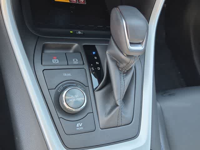Used 2023 Wind Chill Pearl/Midnight Black Metallic Toyota Hybrid XSE image 31