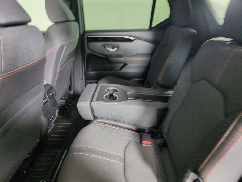2025 Honda Pilot Sport - Photo 27
