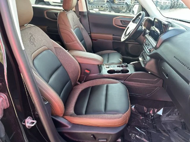 Used 2025 Black Ford Outer Banks image 33