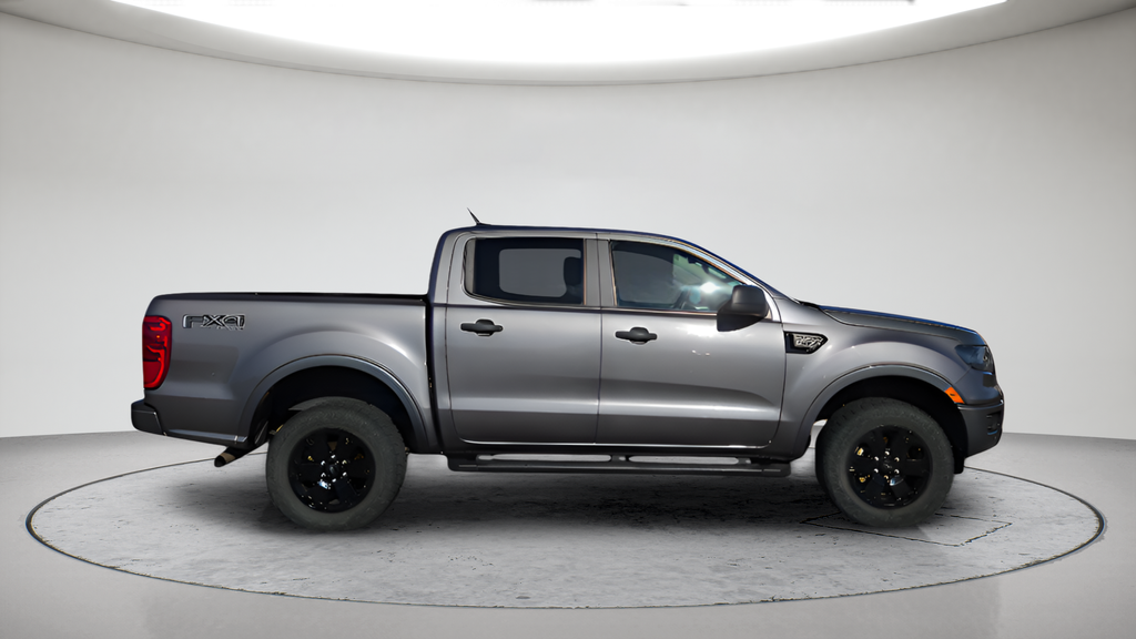 Used 2021 Gray Ford XLT image 3