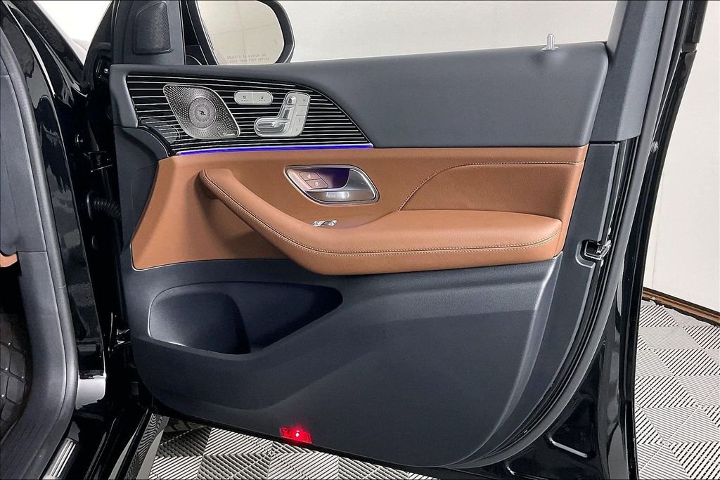 2026 Mercedes-Benz GLS Base - Photo 15