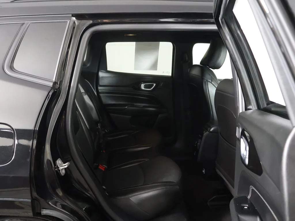 Used 2023 Black Jeep High Altitude image 33