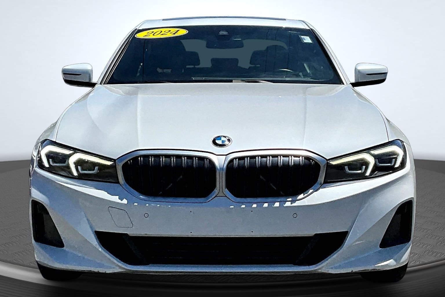 Used 2024 White BMW 330i xDrive image 2