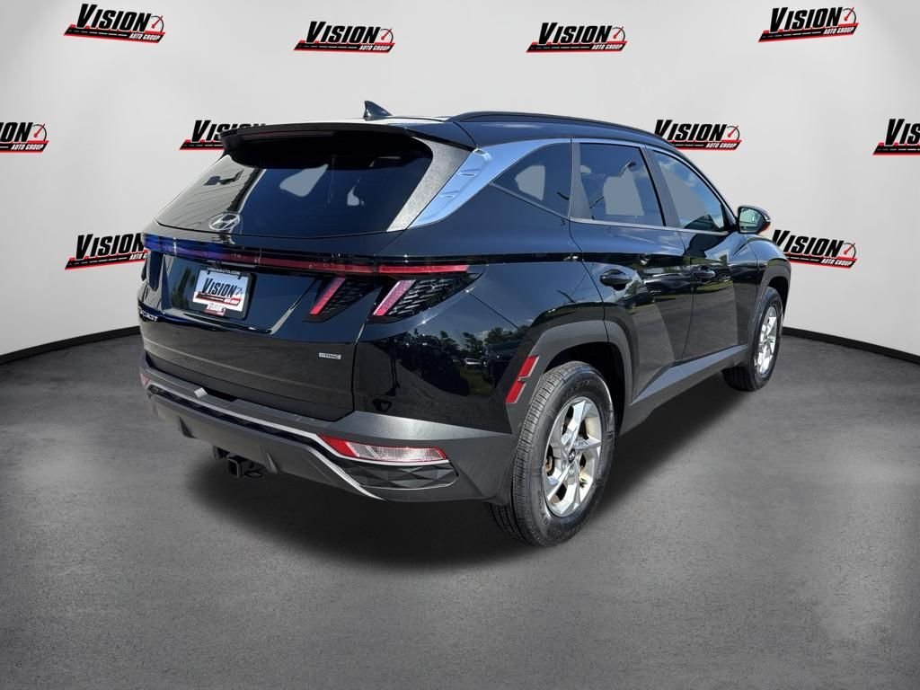 Used 2022 Black Hyundai SEL image 5