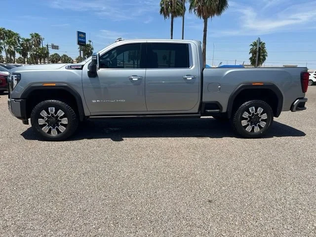 Used 2025 Sterling Metallic GMC Denali image 4