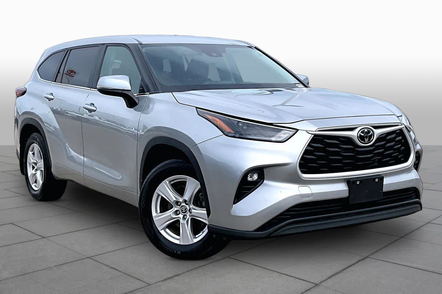 Used 2024 Celestial Silver Metallic Toyota LE image 3