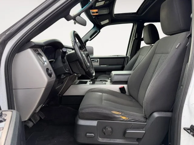 Used 2016 Oxford White Ford XLT image 11