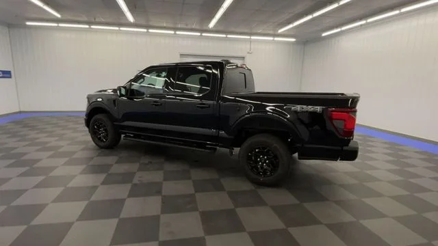 New 2026 Agate Black Metallic Ford XLT image 6