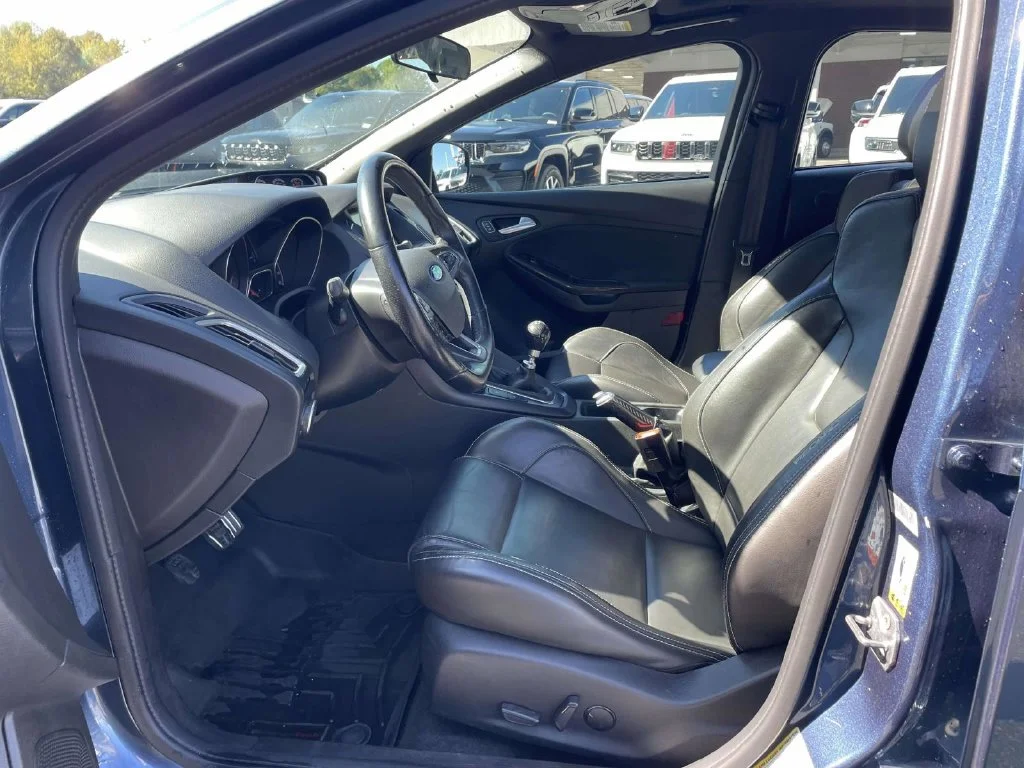 Used 2018 Blue Ford ST image 25