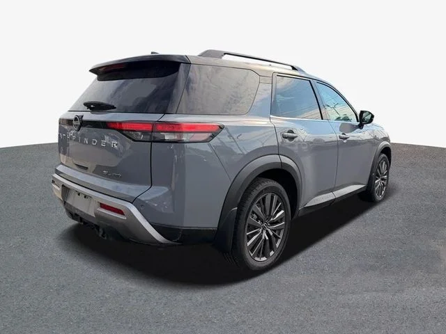 Used 2022 Gray Nissan SL image 3